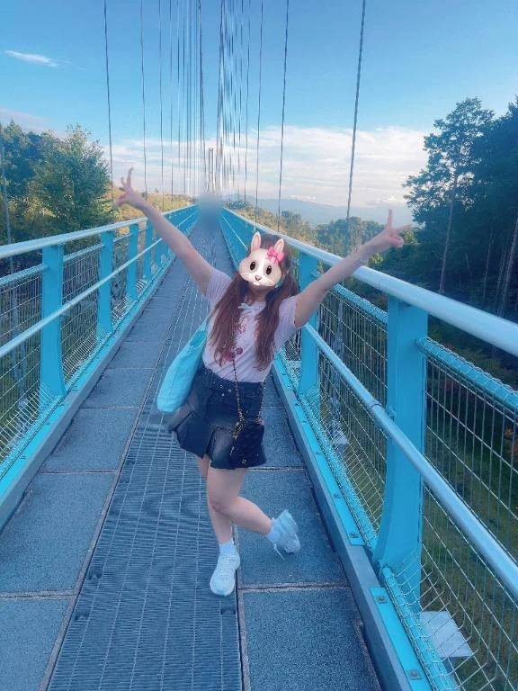 ︎︎☁️🫧💙