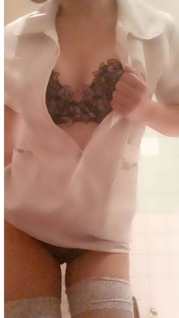 テレビも動画も誘惑ばかり🤤