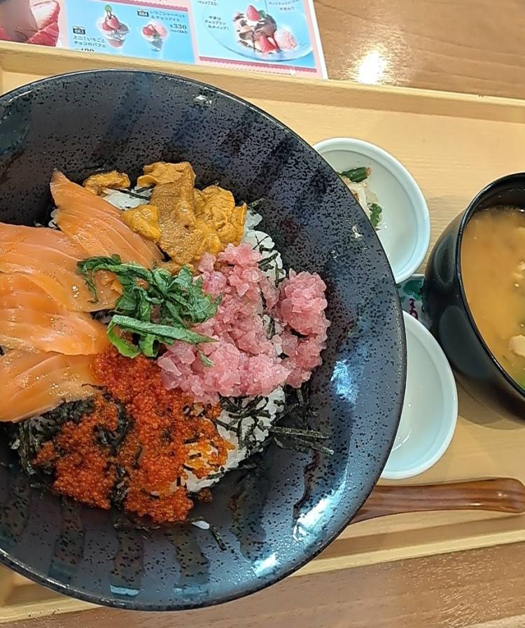 牛久のラーショ混んでて行けない！