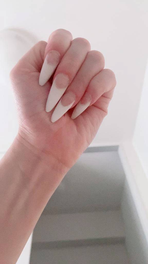 👊白フレンチ💅