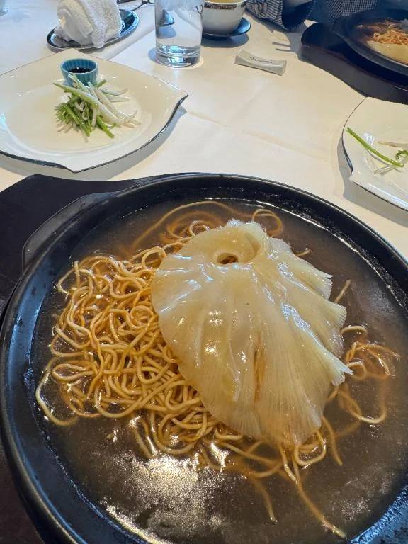 ドタバタドタバタ…