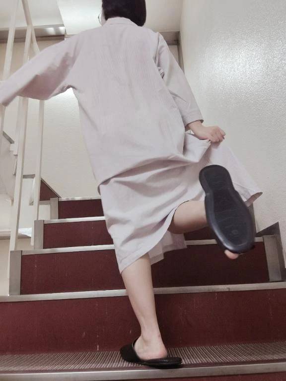 春の終わり、夏の始まり、最初の逢瀬は…