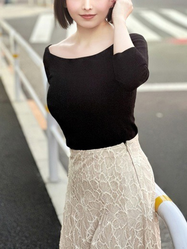 岸田ゆみか（月の真珠-五反田-）