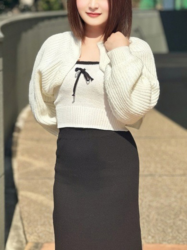 西島なつ（月の真珠-五反田-）