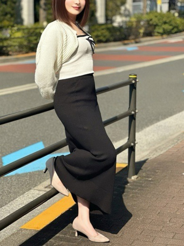 西島なつ（月の真珠-五反田-）