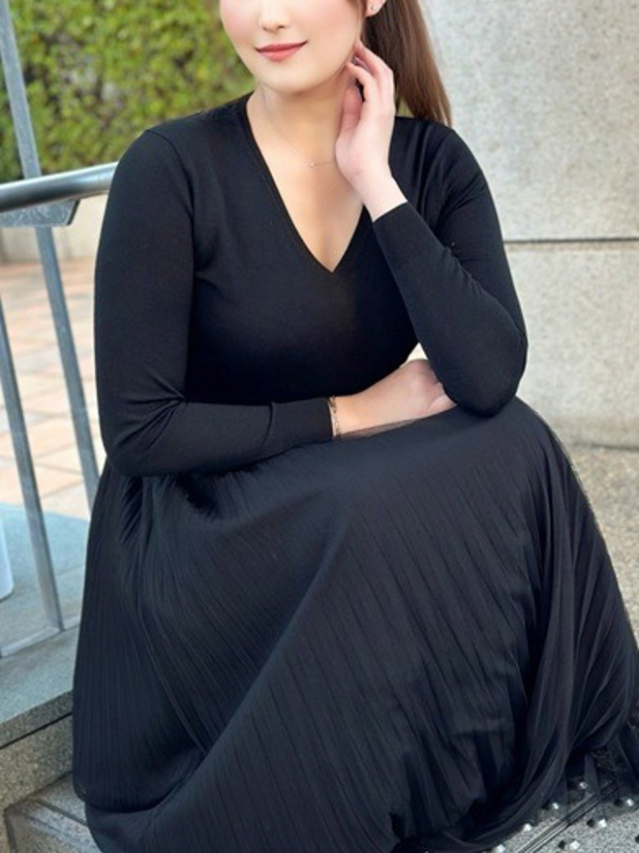 森本さな（月の真珠-五反田-）