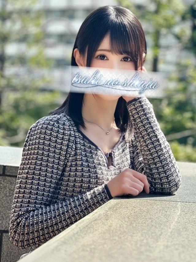 内野れんか（月の真珠-五反田-）