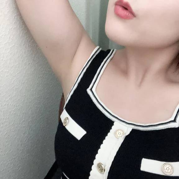 1時にキス音upするよ🫶