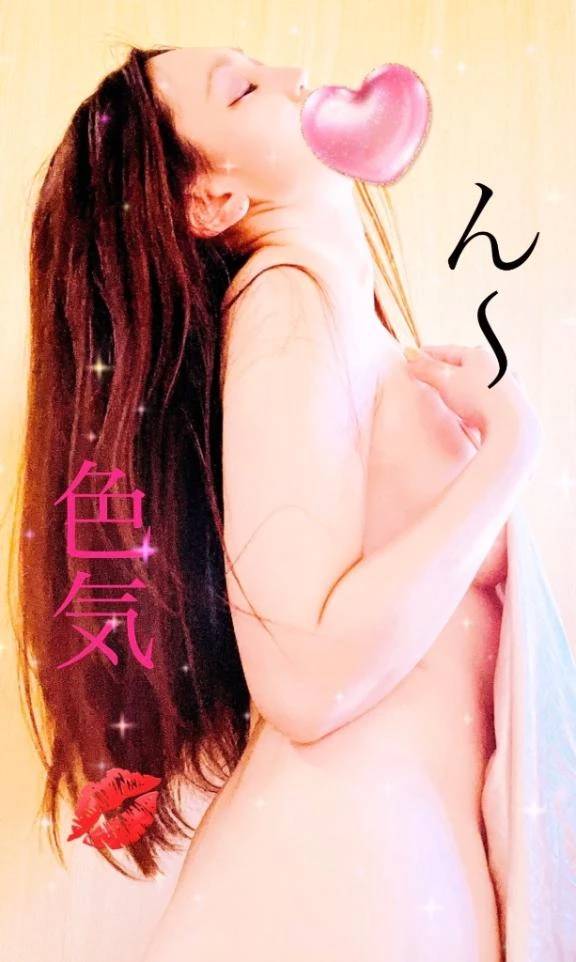 🌙⚪️✨　　🌹エレナ🌹✨