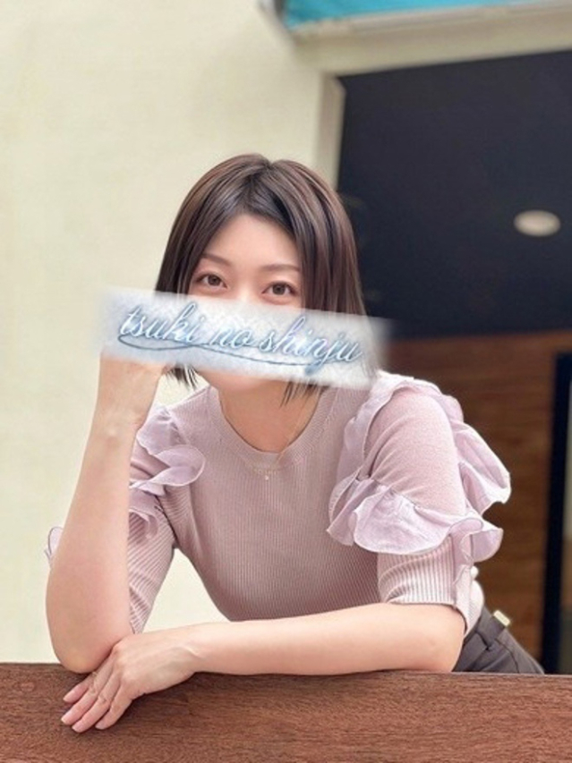 安田りさ(月の真珠-新宿-)