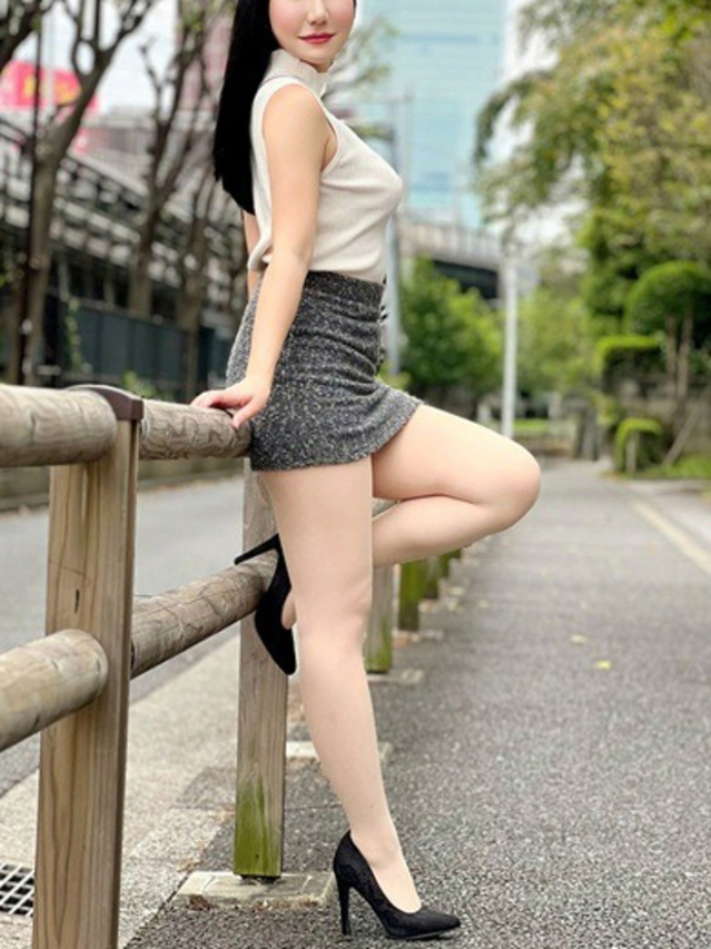周東みはる（月の真珠-新宿-）