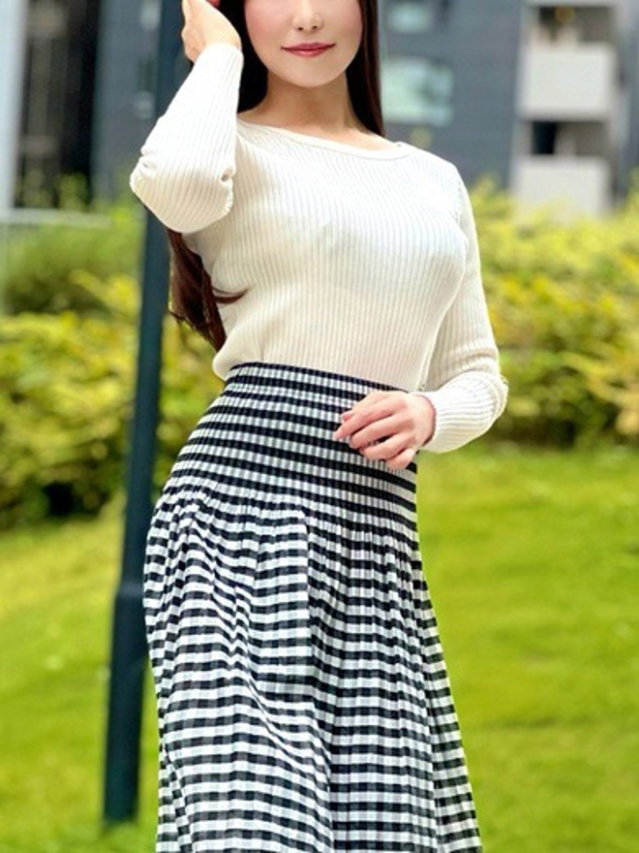 川島ゆか（月の真珠-新宿-）