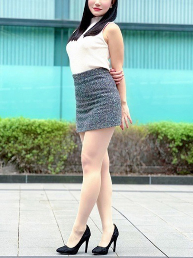 周東みはる(月の真珠-新宿-)