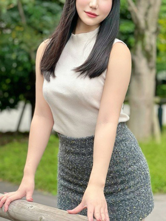 周東みはる(月の真珠-新宿-)