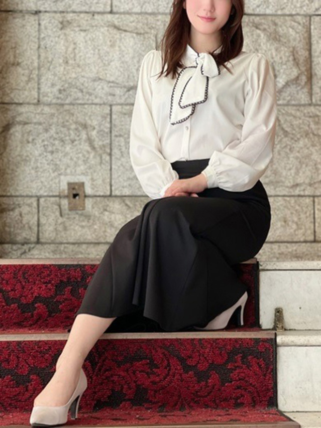 青木はるな（月の真珠-新宿-）