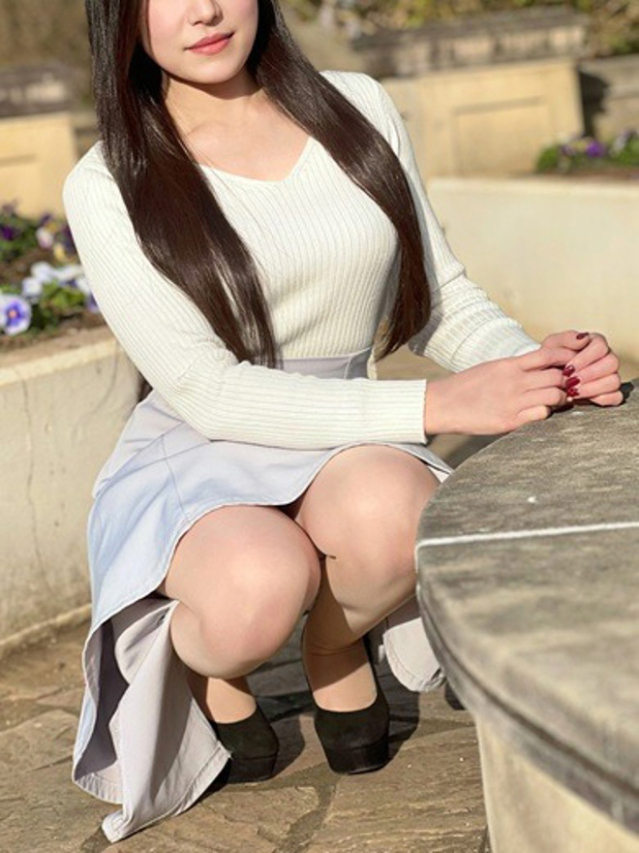 川島ゆか(月の真珠-新宿-)