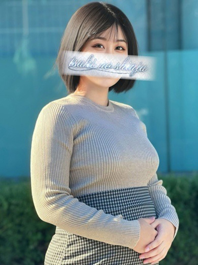 村山れいな(月の真珠-新宿-)