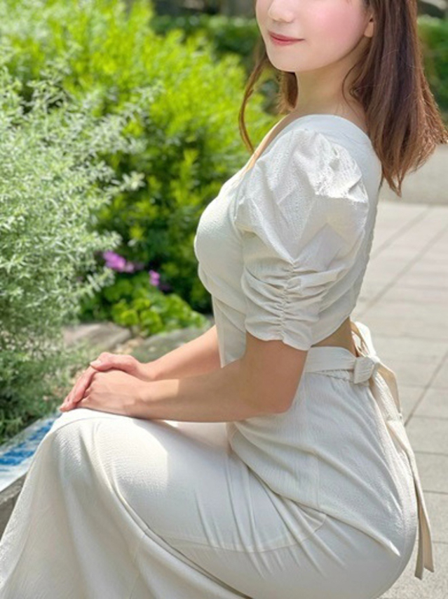 坂田ゆめ(月の真珠-新宿-)