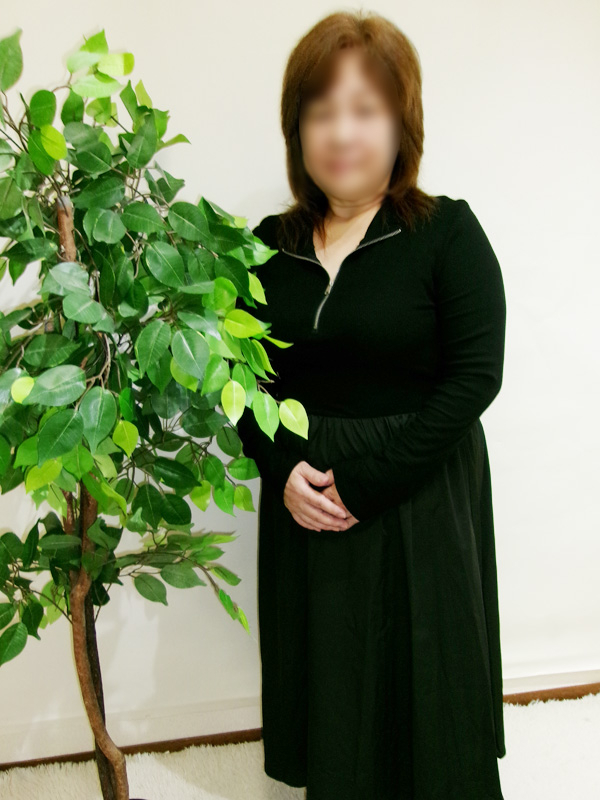 しの(かわいい熟女&おいしい人妻 鶯谷店)