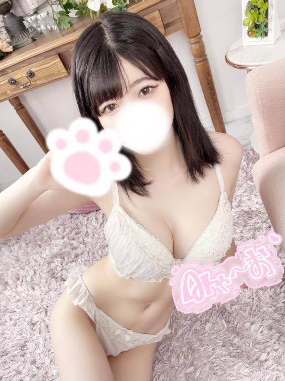 初出勤🐱マイガール限定で動画も…♡