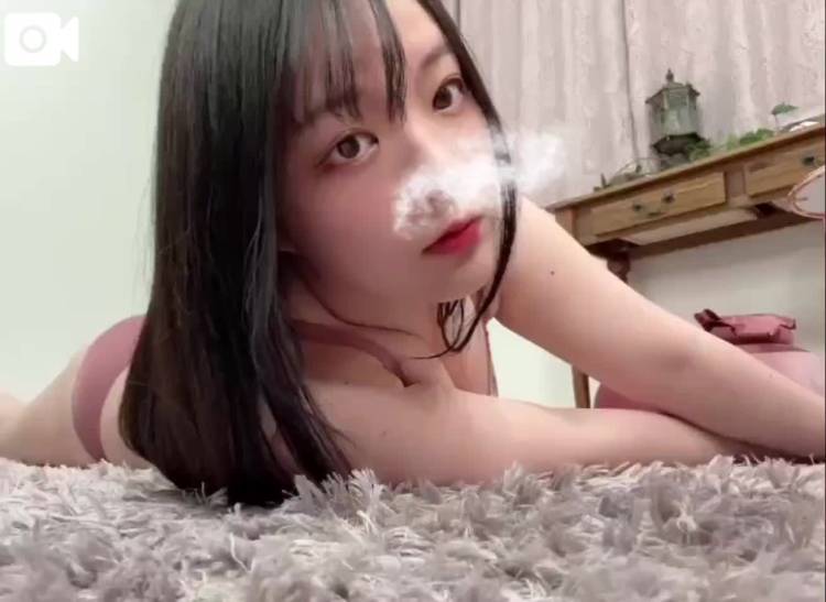 ぱちぱち👀✨