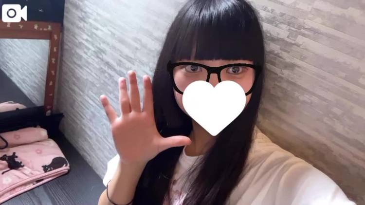にこにこ