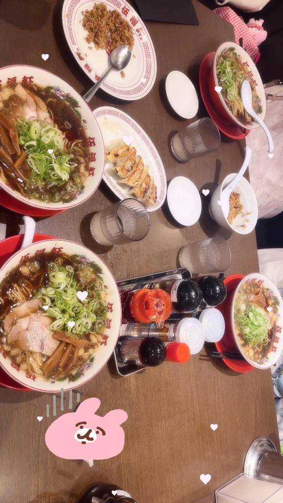 ラーメンฅ( ̳­­- ·̫ - ̳ฅ)🍜💕