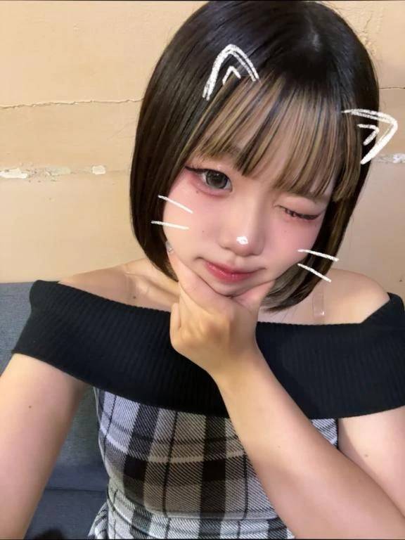 むにっ💘