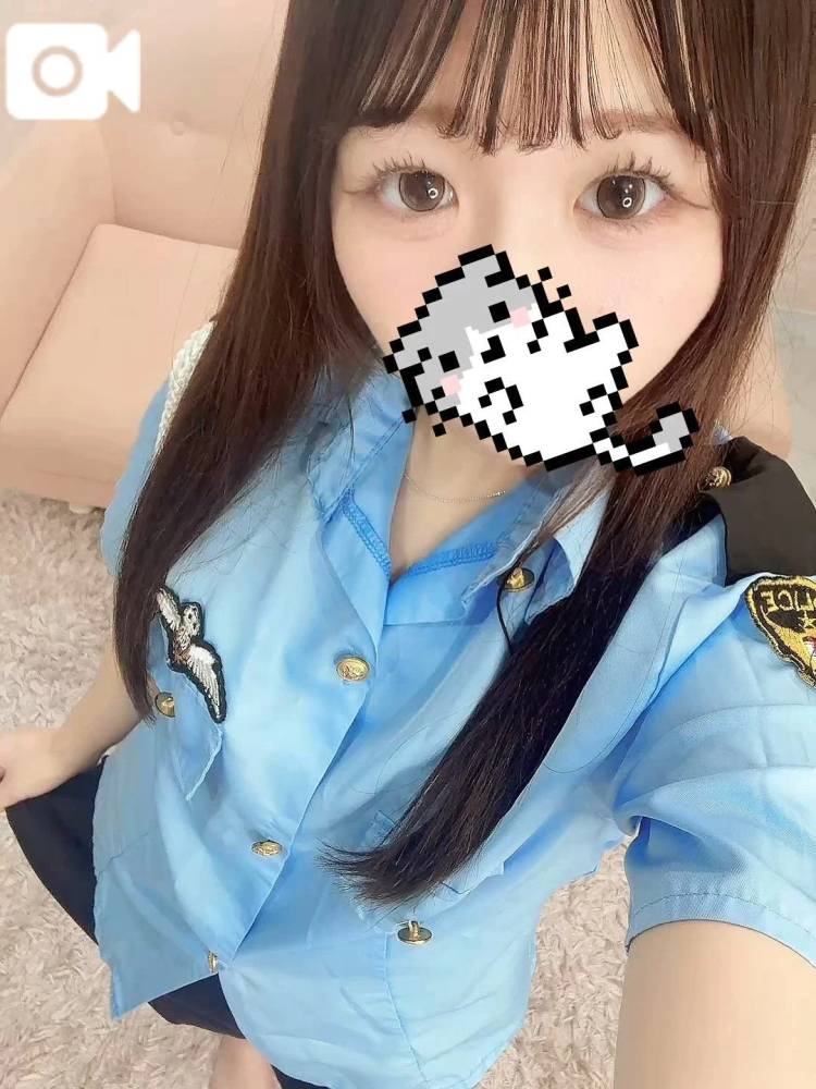 初❣️警官コス🫣❤️‍🔥