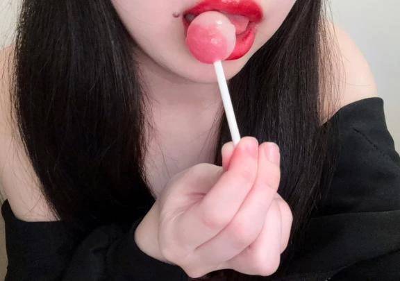 ぺろぺろしてるとき、🫢