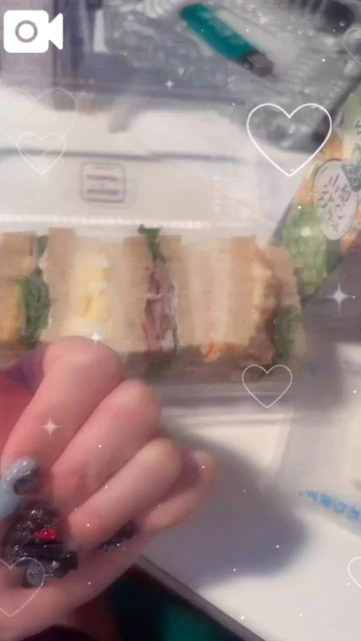 待機中😢