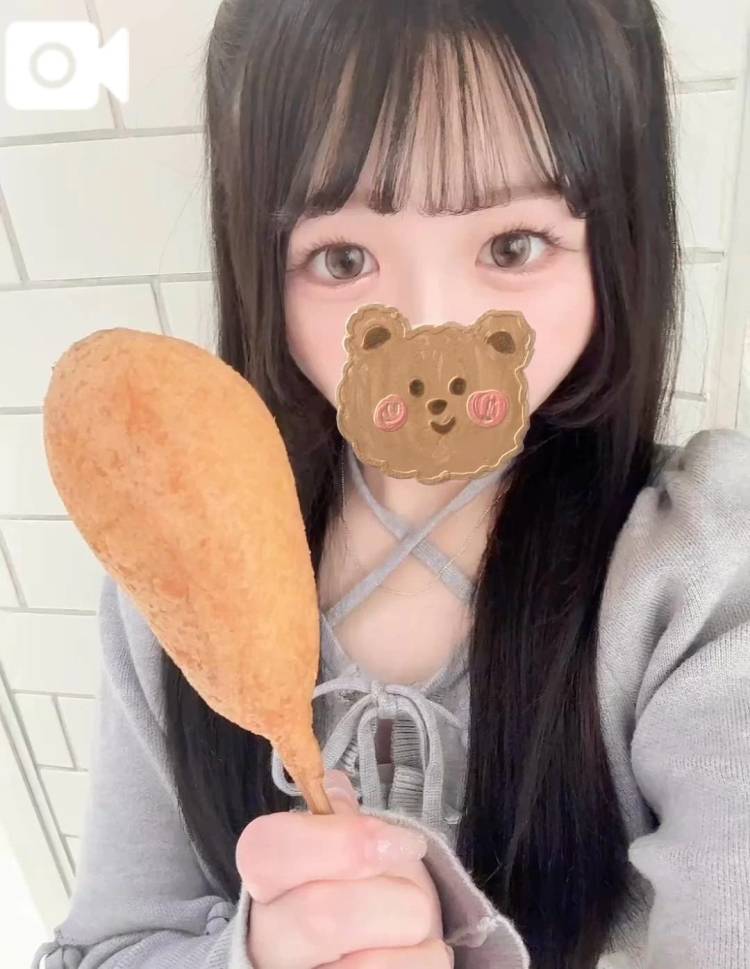 食いしん坊にこちゃん😋
