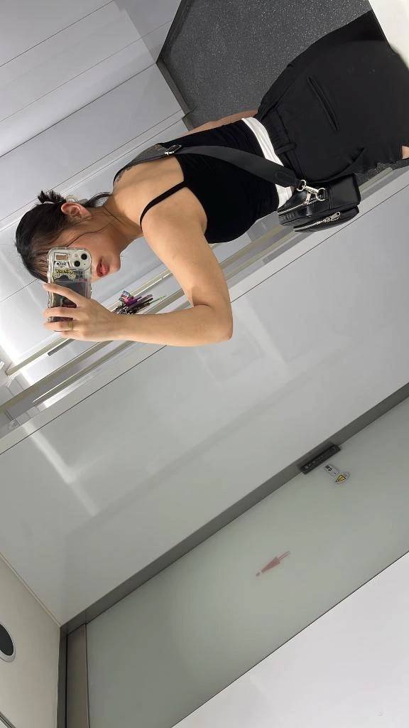 出勤いたしてる✋