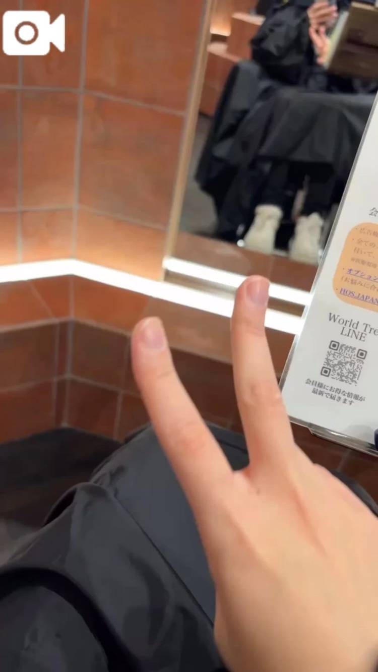 髪切って染めますぜい