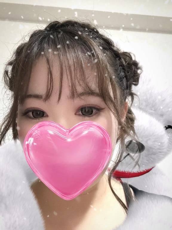 「あなたの金曜の癒し、あやです💖」