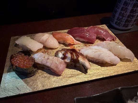 🍣