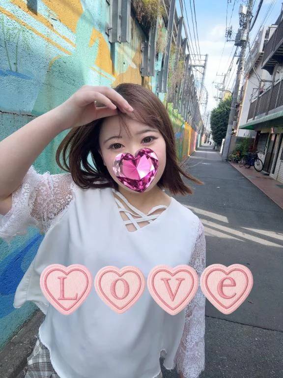 「💞(🫰🏻‪'-' )」