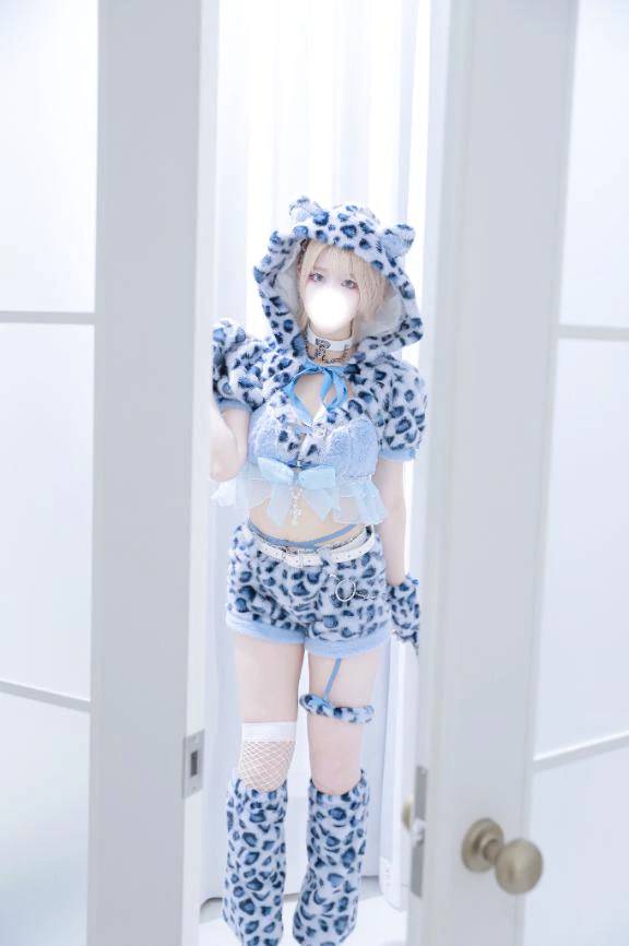 じーーーー