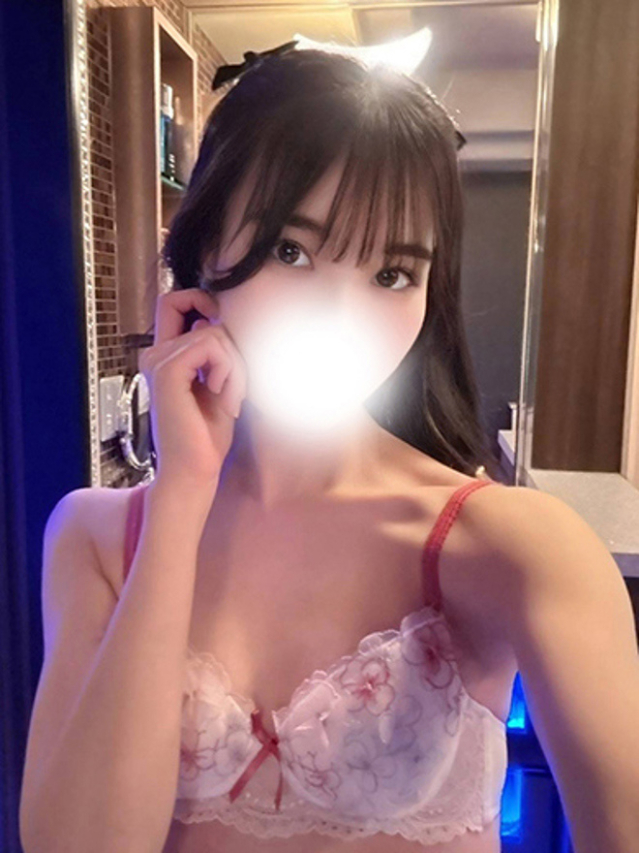 すみれ(ウルトラグレイス24)