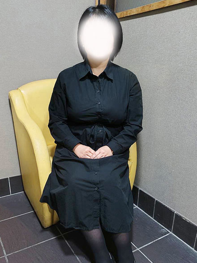 内藤 朝美（熟女紹介センター）