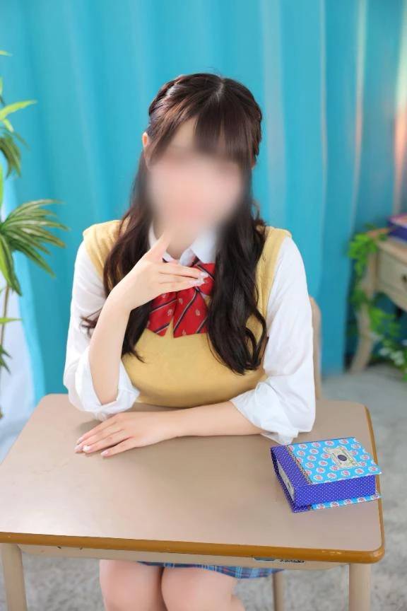 ねえねえ、せんぱい…っ