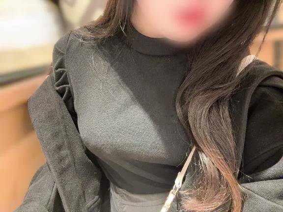 唾液が混じり合うキスが好き♡