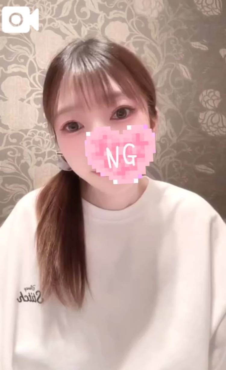 \♡︎/´ ³`°) ♬︎*.:*