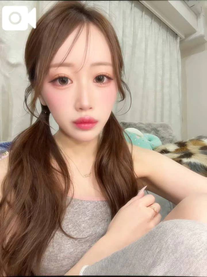 久しぶりにツインテールしたの👧🏻きつい