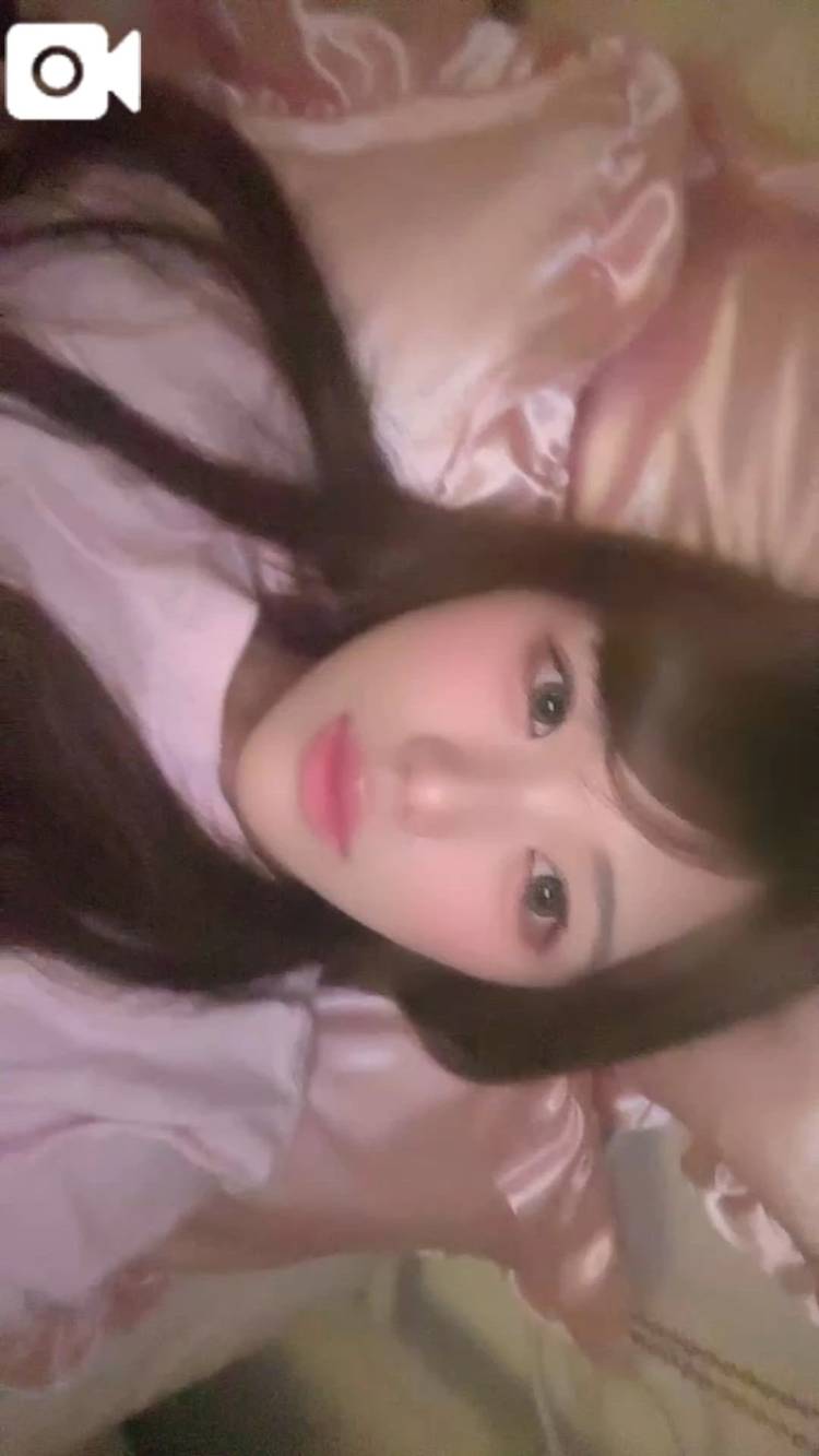ひながなりたい女性像‪👧🏻 ̖́-‬