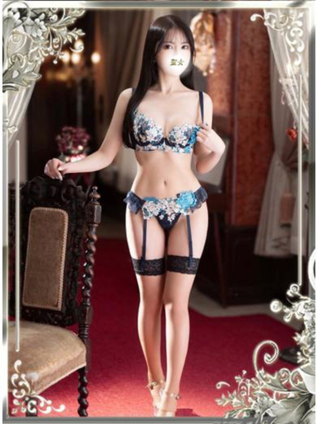 椿（聖女　(マリア)）