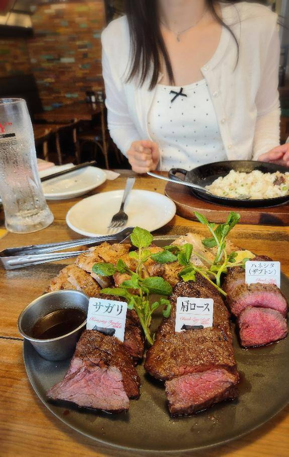 出てくるの20分、食べ終わるの8分