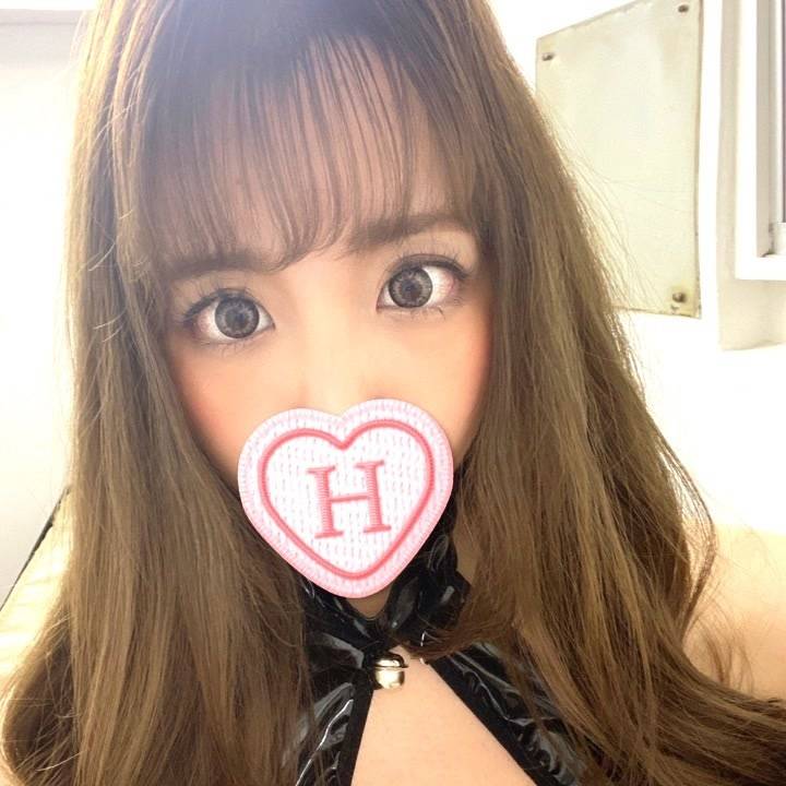 前職、AV女優。