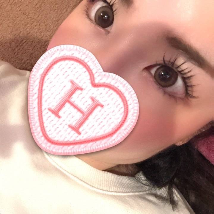 前職、AV女優。