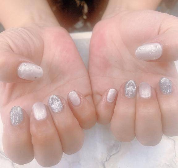 ?新しいネイル?